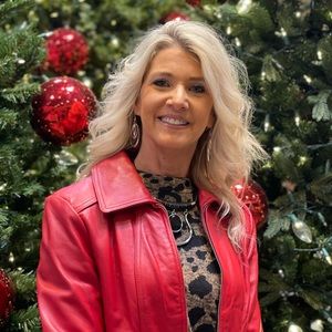 Meet your Posher, Anita